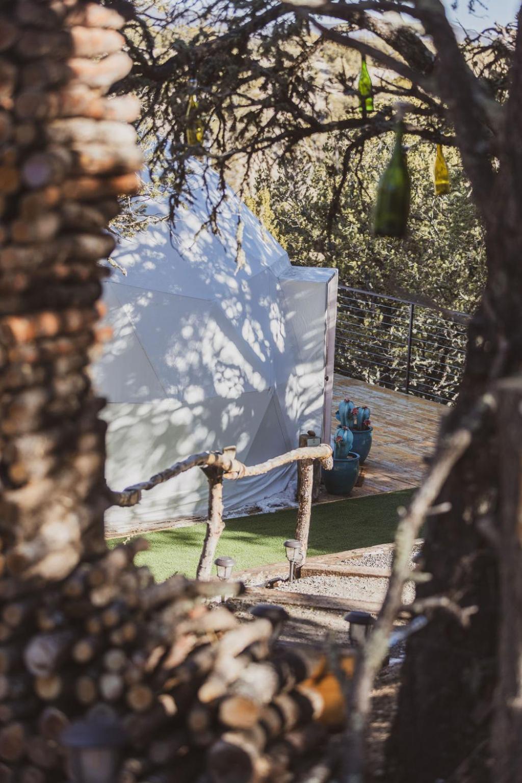 Zia Geo Dome At El Mistico Ranch, Glamping Nogal Exterior foto