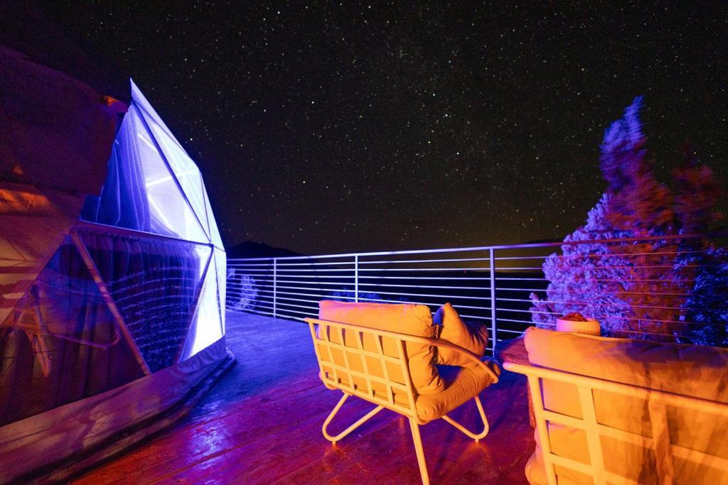 Zia Geo Dome At El Mistico Ranch, Glamping Nogal Exterior foto
