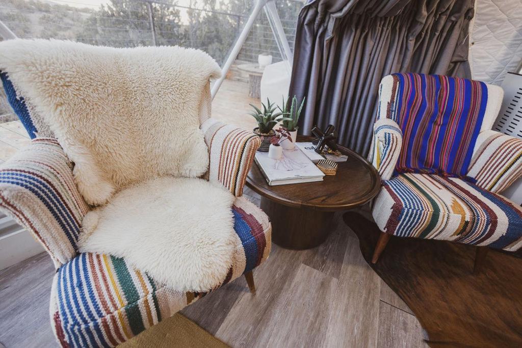 Zia Geo Dome At El Mistico Ranch, Glamping Nogal Exterior foto